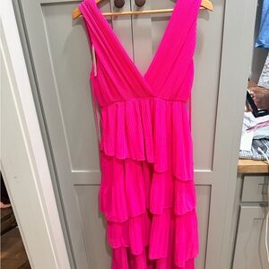 Women's sleeveless Tiered V-Neck Dress in Hot Pink
